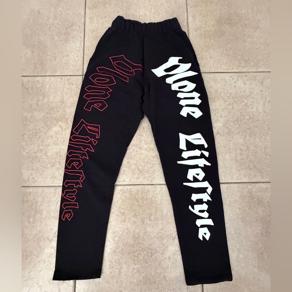 VLONE Black Men’s Leggings with White and Red Side Script